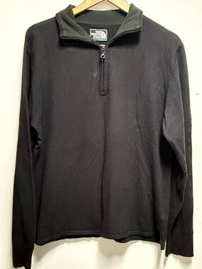 The North Face Men’s Black Half-Zip Sweater